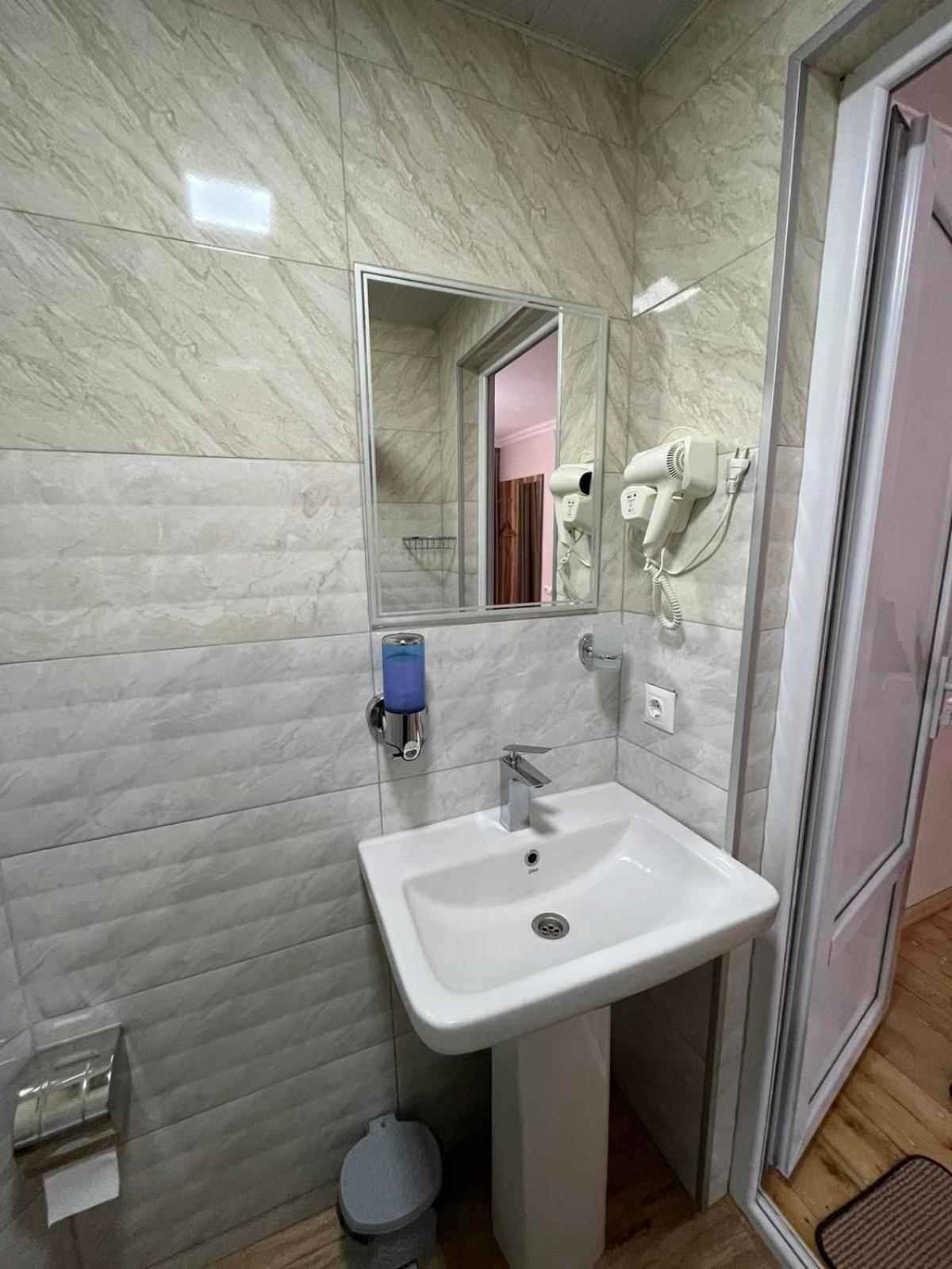 Polaris Kazbegi Hotel Екстериор снимка