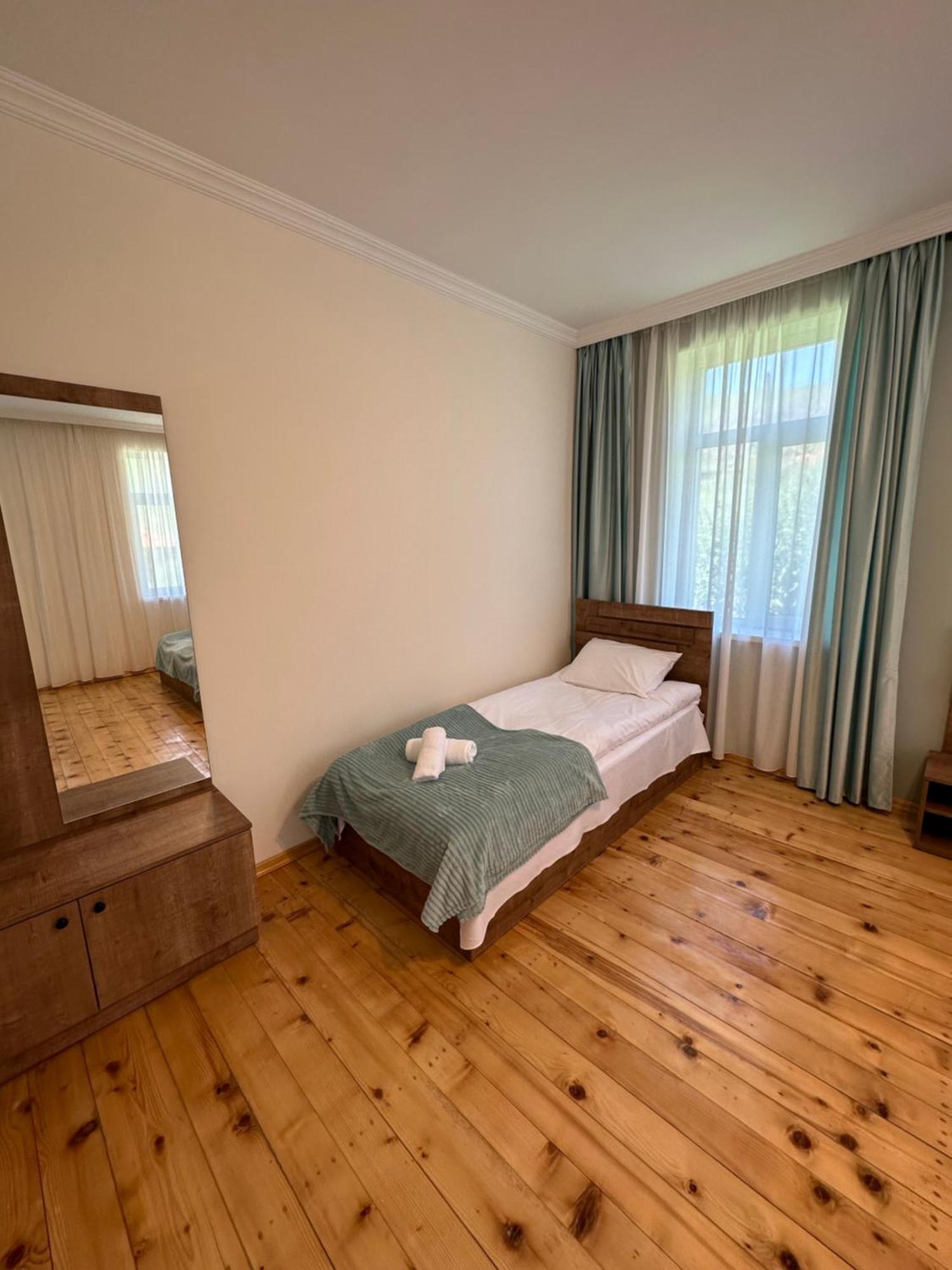 Polaris Kazbegi Hotel Екстериор снимка