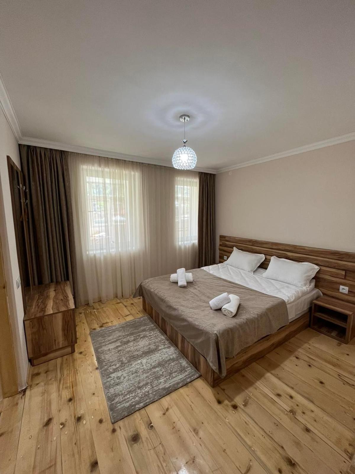 Polaris Kazbegi Hotel Екстериор снимка